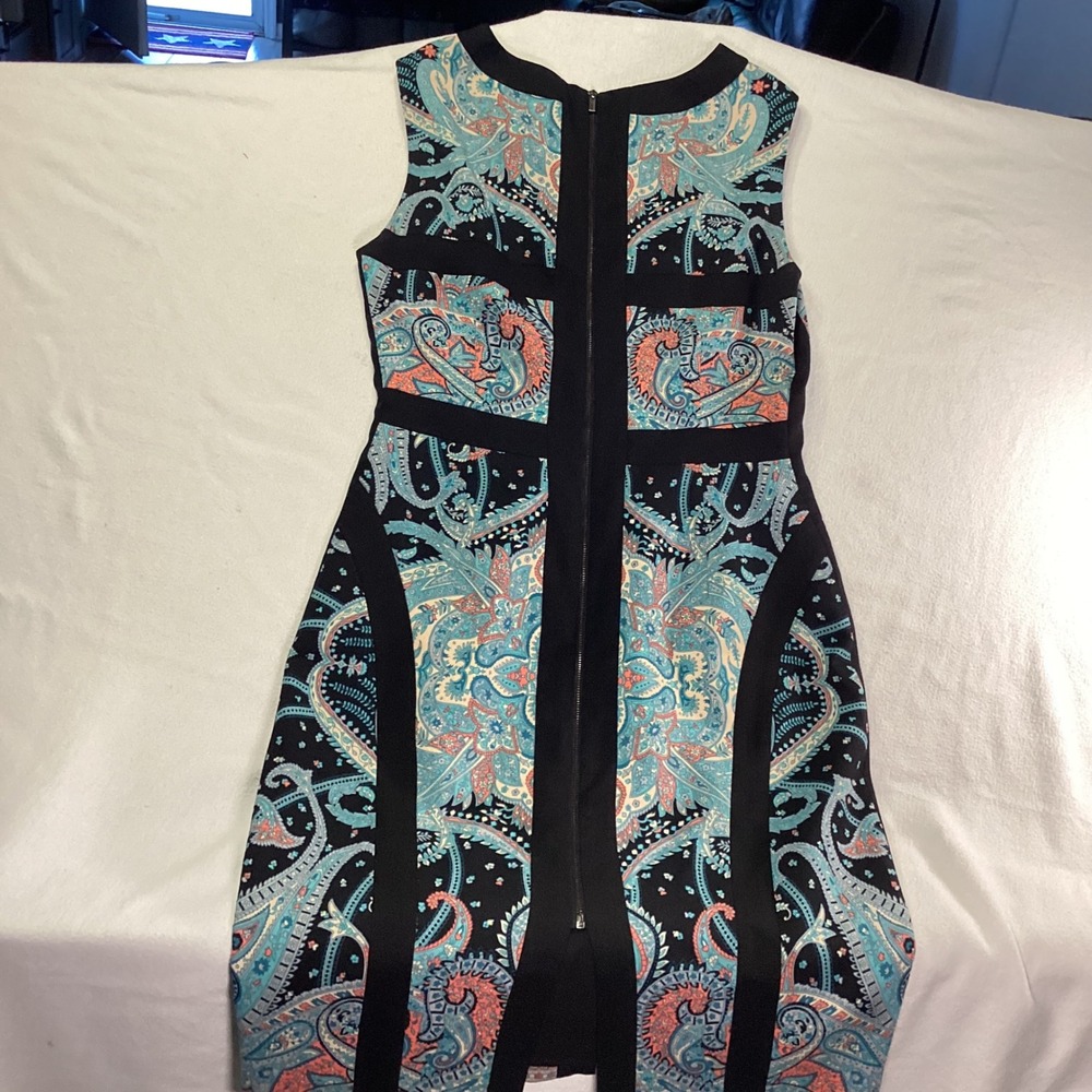 BCBGMAXAZRIA Paisley Print Sleeveless Sheath Dress Black Blue Coral Size 10 - Picture 4 of 14